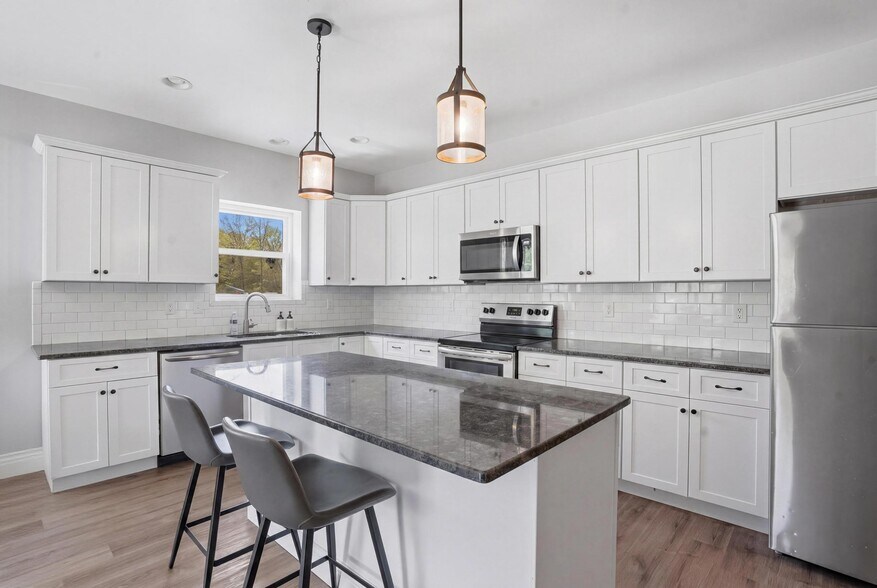 More Photos Of 51 Redder rd, Pine Bush Flex For Sale