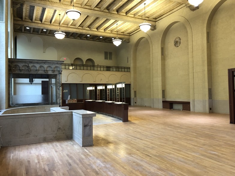 More Photos Of 320 SW 6th Ave, Portland Loft Creative Space For Lease