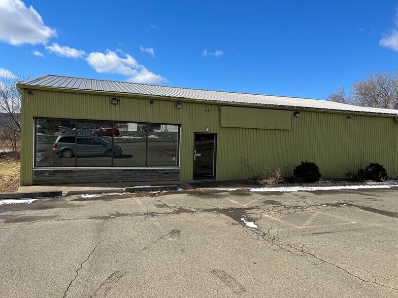 More Photos Of 2477 Elmira St, Sayre Storefront For Sale