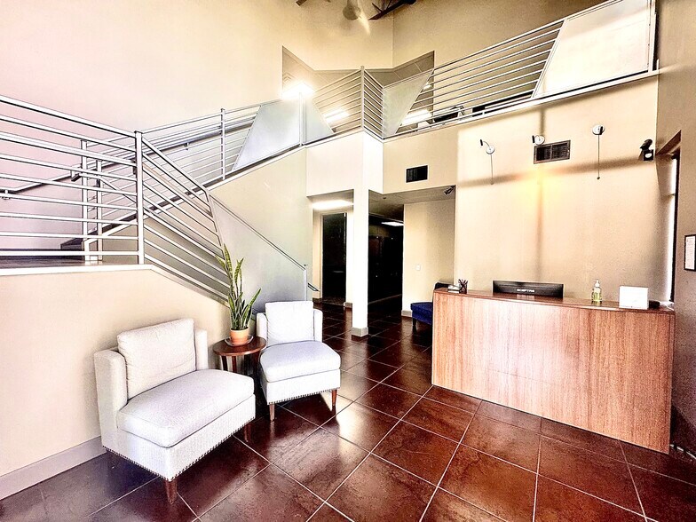 More Photos Of 871 S Auto Mall Dr, American Fork Warehouse For Lease