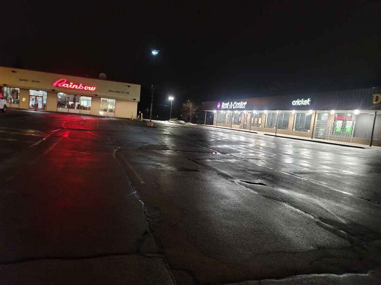 More Photos Of 820-850 Lake Ave, Rochester Unknown For Lease