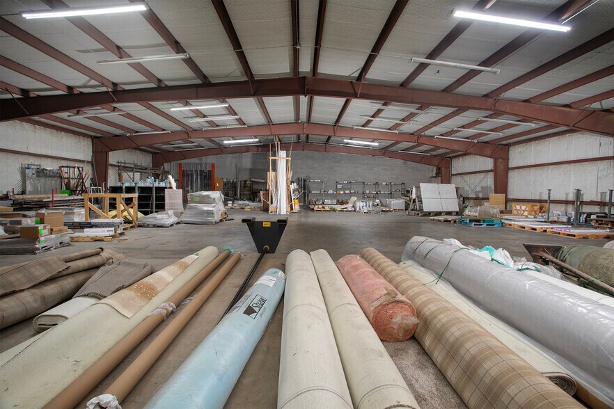 More Photos Of 414 US Highway 79 N, Henderson Industrial For Sale