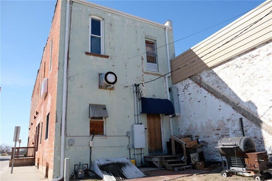 More Photos Of 1000 Tinsman Ave, Trenton Freestanding For Sale