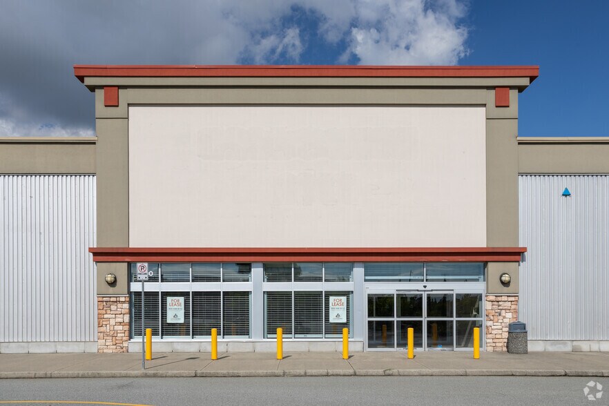 More Photos Of 805 Boyd St, New Westminster Freestanding For Lease