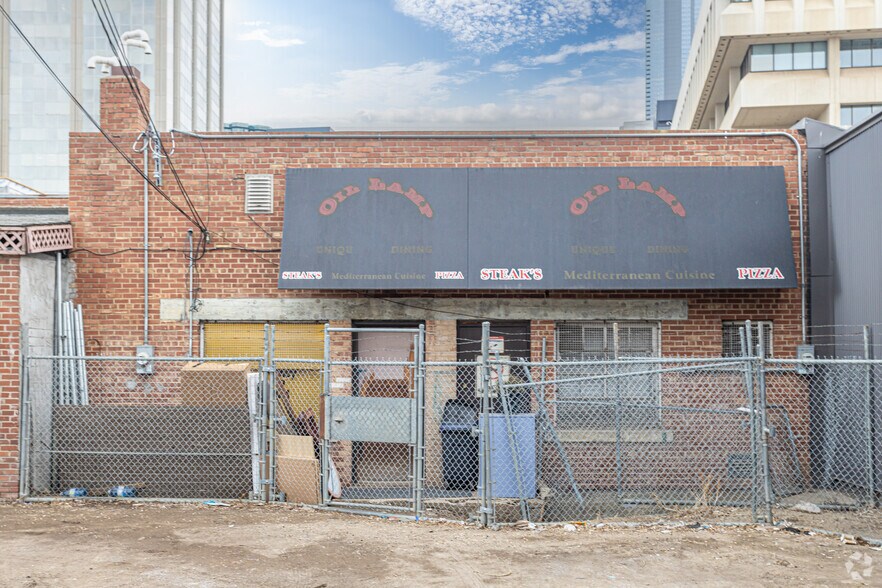 More Photos Of 10249-10253 97th St NW, Edmonton Storefront For Sale