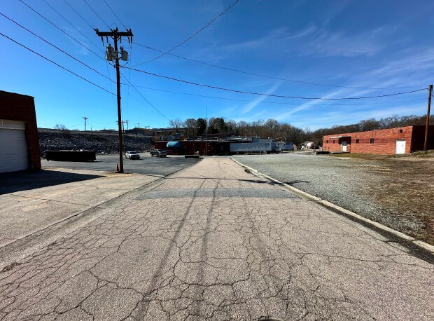 More Photos Of 815 W Kerr St, Salisbury Food Processing For Sale