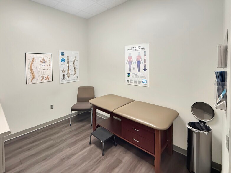 More Photos Of 4280 Watermelon Rd, Northport Office For Sale