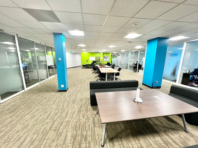 More Photos Of 3600 136th Pl SE, Bellevue Coworking Space