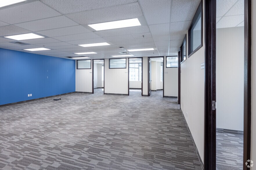 More Photos Of 20 Adelaide St E, Toronto Office For Lease
