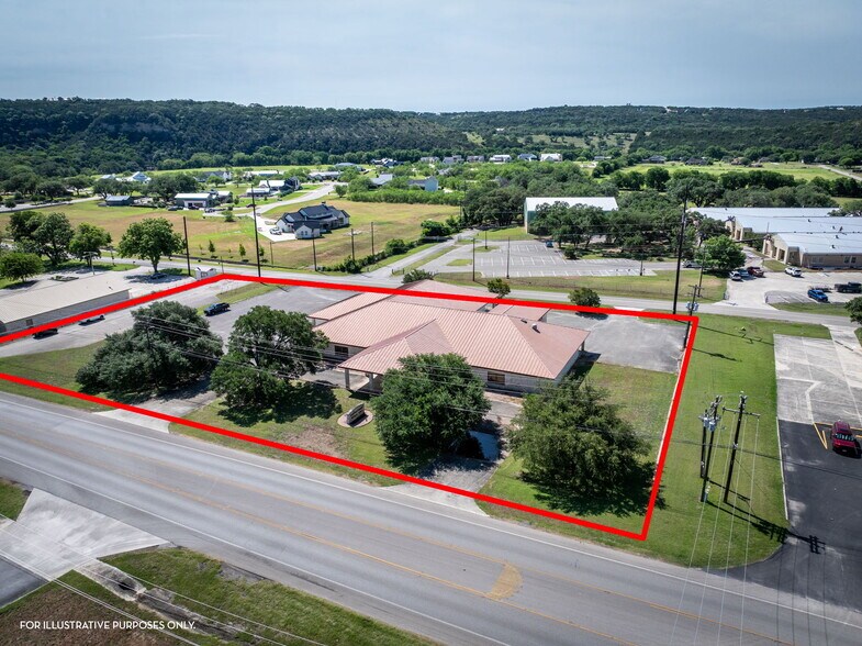 More Photos Of 1071 FM 2673, Canyon Lake Specialty For Sale