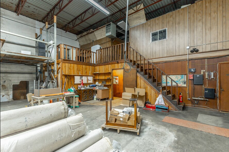 More Photos Of 360 Carbondale Rd SW, Dalton Warehouse For Sale