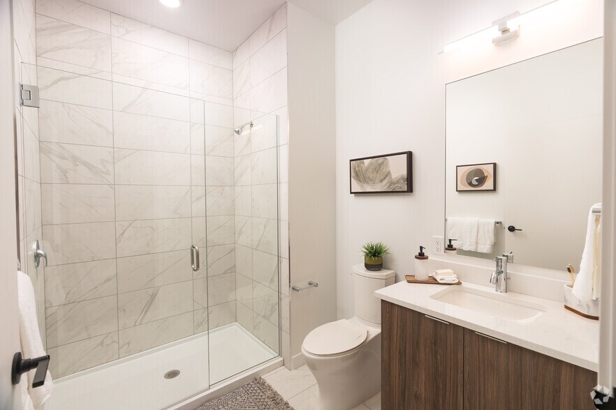 More Photos Of 1190 S Pennsylvania St, Denver Apartments For Sale