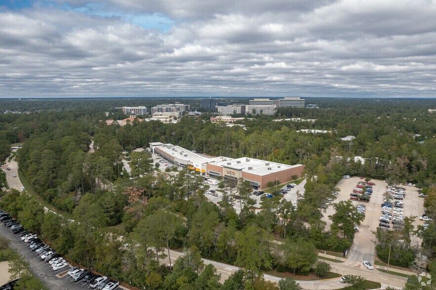 More Photos Of 1900 Lake Woodlands Dr, The Woodlands Unknown For Lease