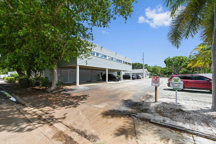 More Photos Of 355 NE 5th Ave, Delray Beach Loft Creative Space For Lease