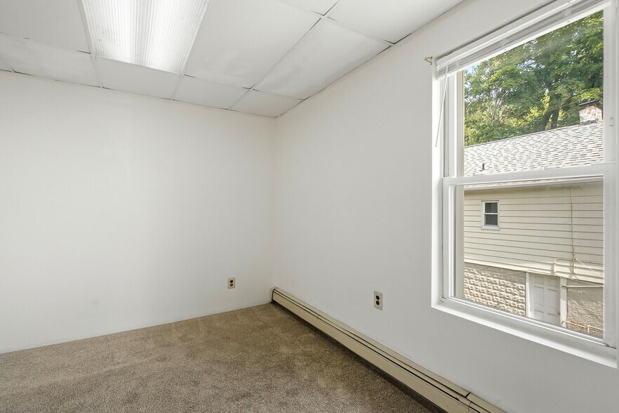More Photos Of 275 Laurence Pky, South Amboy Apartments For Sale