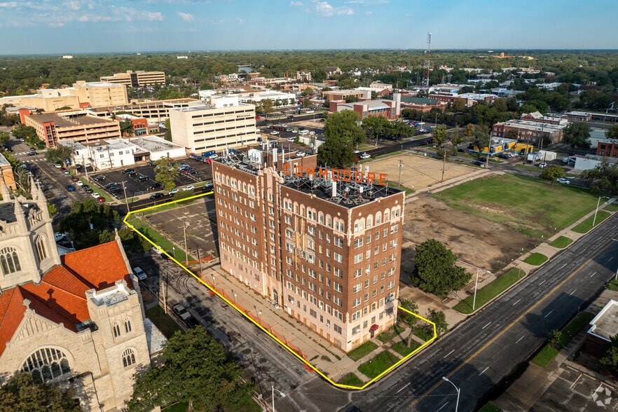 More Photos Of 222 E Elm St, Wichita Apartments For Sale
