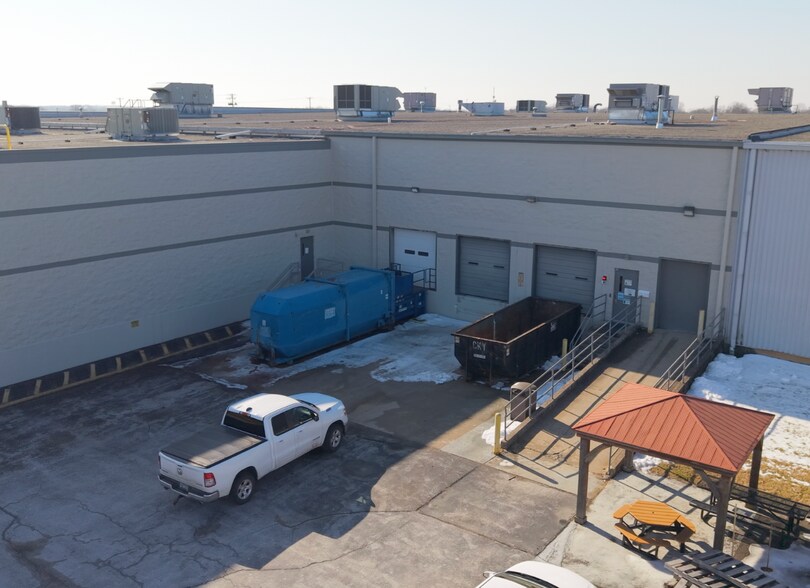 More Photos Of 105 Industry Dr, Versailles Manufacturing For Sale
