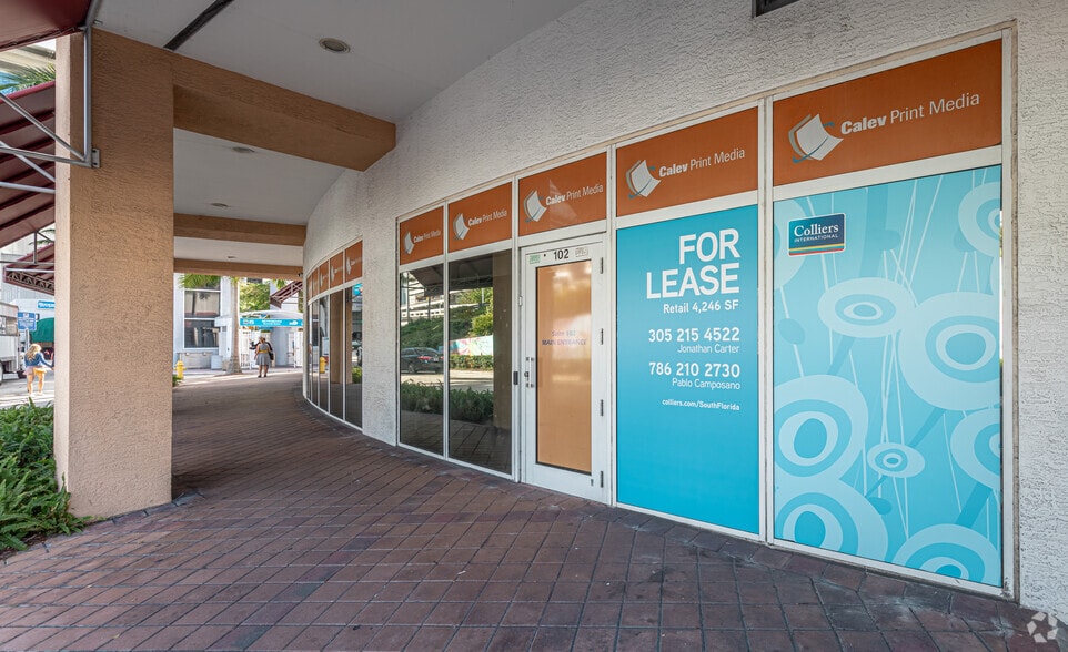 More Photos Of 333 S Miami Ave, Miami Office For Lease