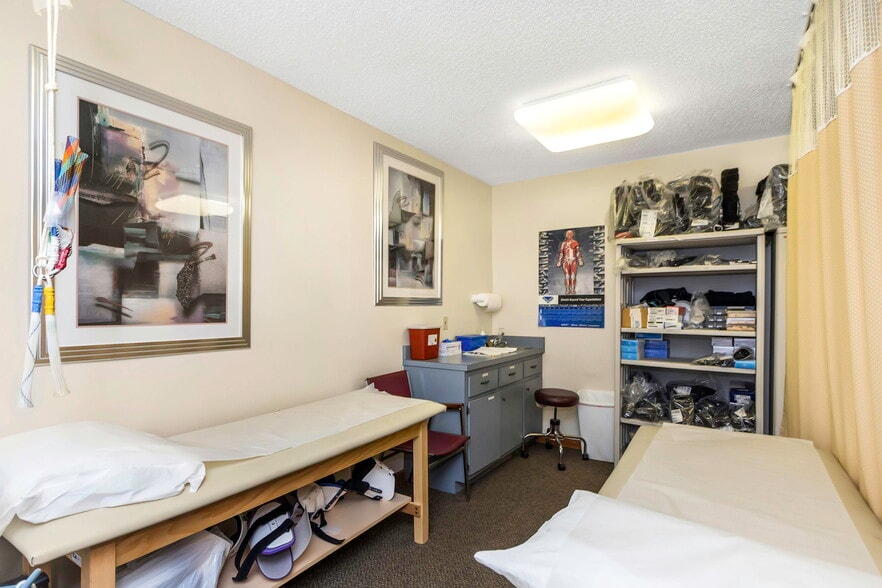 More Photos Of 701 N Hercules Ave, Clearwater Medical For Lease