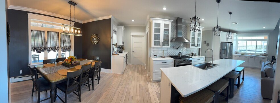 More Photos Of 286 Lakeview Drive Rd, Highland Lake Specialty For Sale