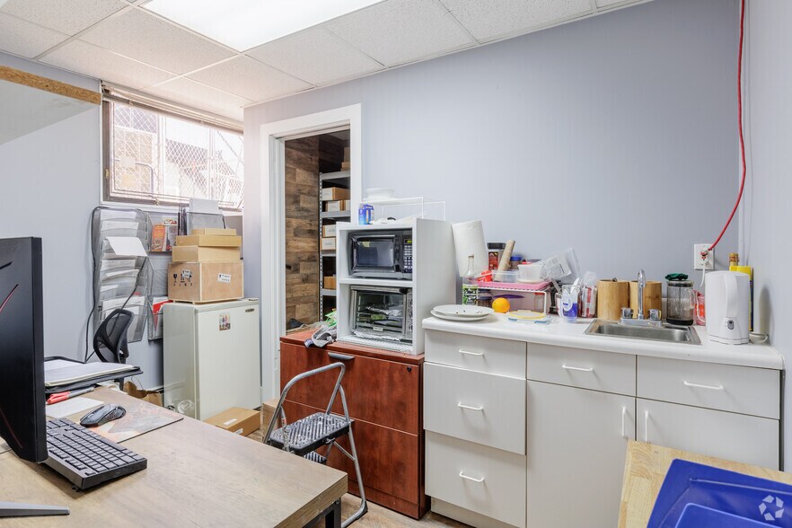 More Photos Of 26-07 Broadway, Fair Lawn Medical For Sale