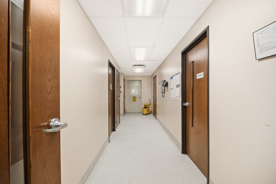 More Photos Of 20994 State Route K, Saint Joseph Office For Lease