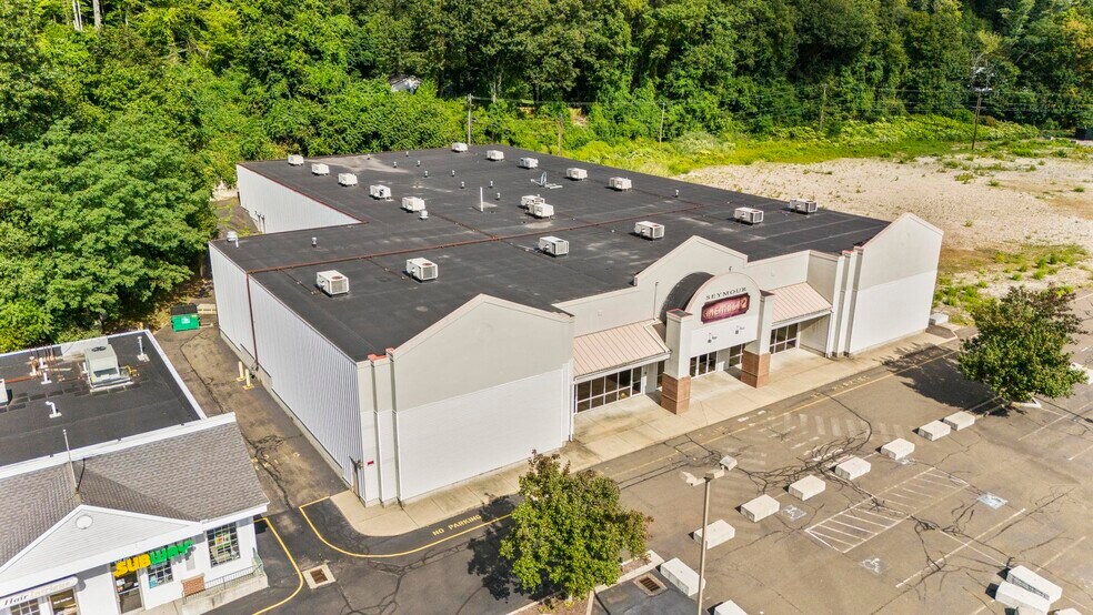 More Photos Of 814-850- Derby Ave, Seymour Unknown For Lease