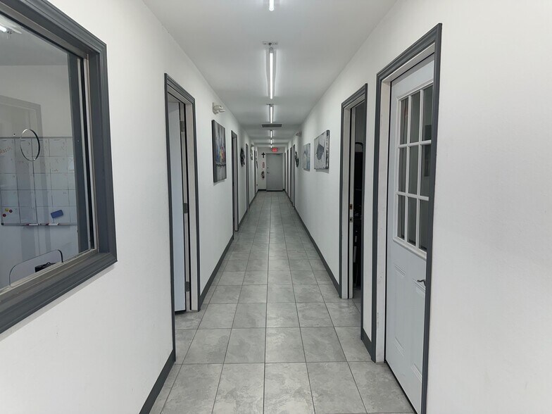 More Photos Of 19391 Highway 35, Alvin Warehouse For Sale