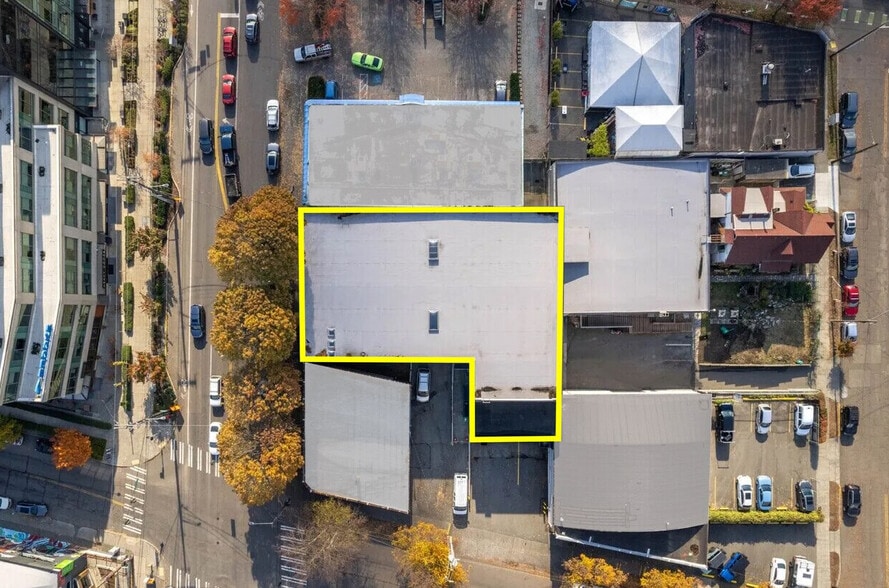 More Photos Of 3415 Stone Way N, Seattle Warehouse For Lease
