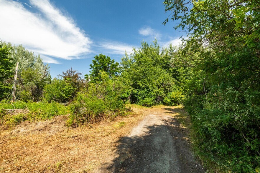 More Photos Of 477545 US-95, Ponderay Land For Sale