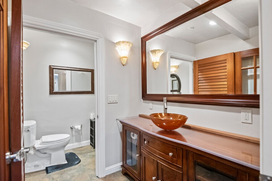 More Photos Of 961 Hamline St, San Jose Service For Sale