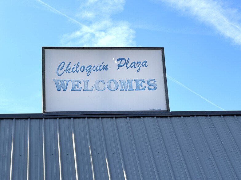 More Photos Of 212 S 1st Ave, Chiloquin General Retail For Sale