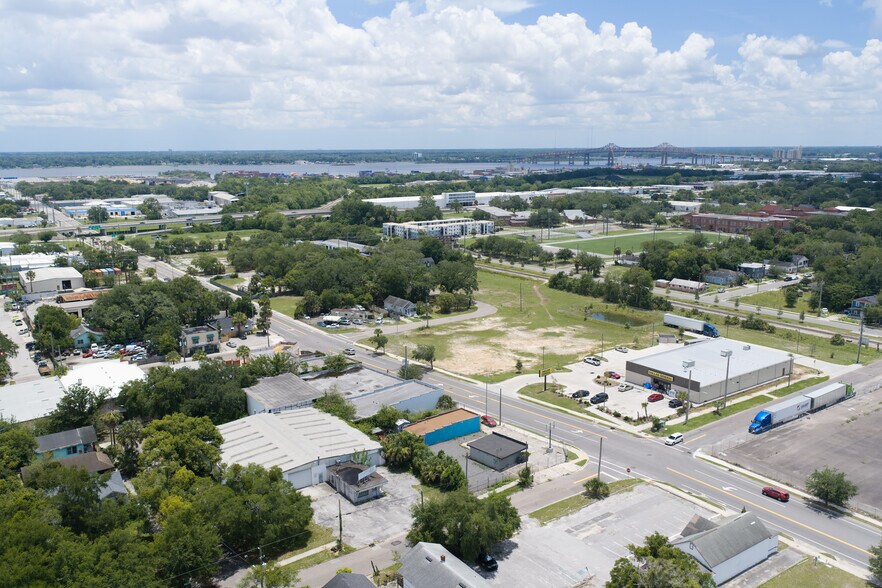 More Photos Of 1817 Florida Ave, Jacksonville Warehouse For Sale