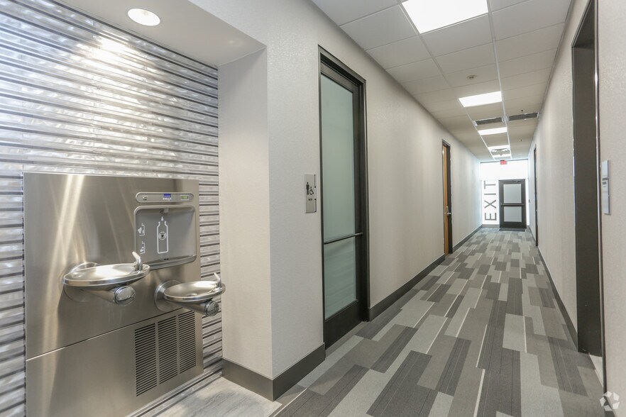 More Photos Of 3522 Paesanos Pky, San Antonio Office For Lease