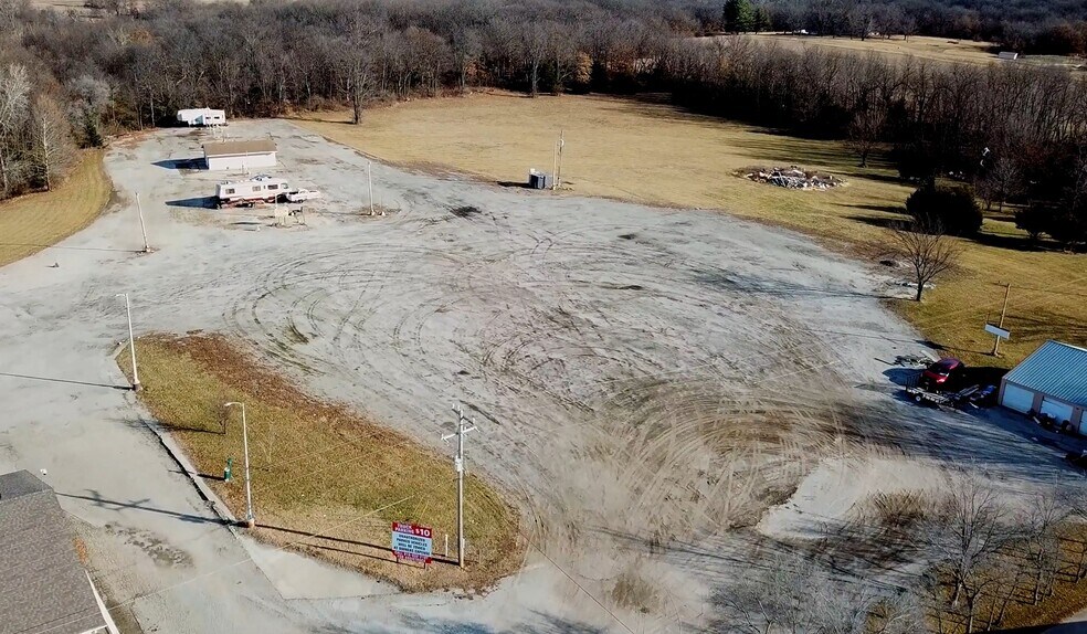 More Photos Of 1920 Bob Griffin Rd, Cameron Hotel For Sale