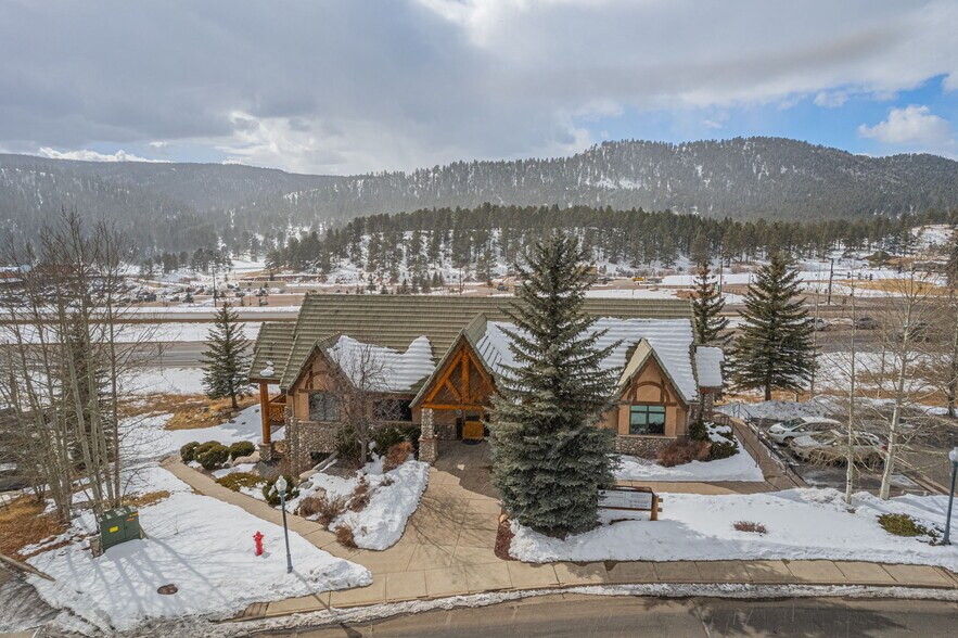 More Photos Of 70 Morning Sun Dr, Woodland Park Loft Creative Space For Sale