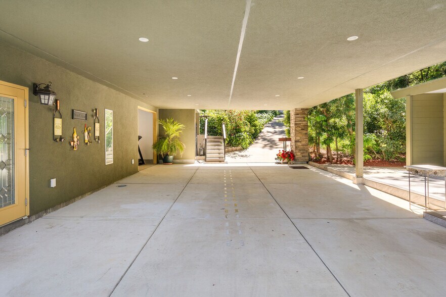 More Photos Of 3037 Foothill Blvd, Calistoga Hospitality For Sale
