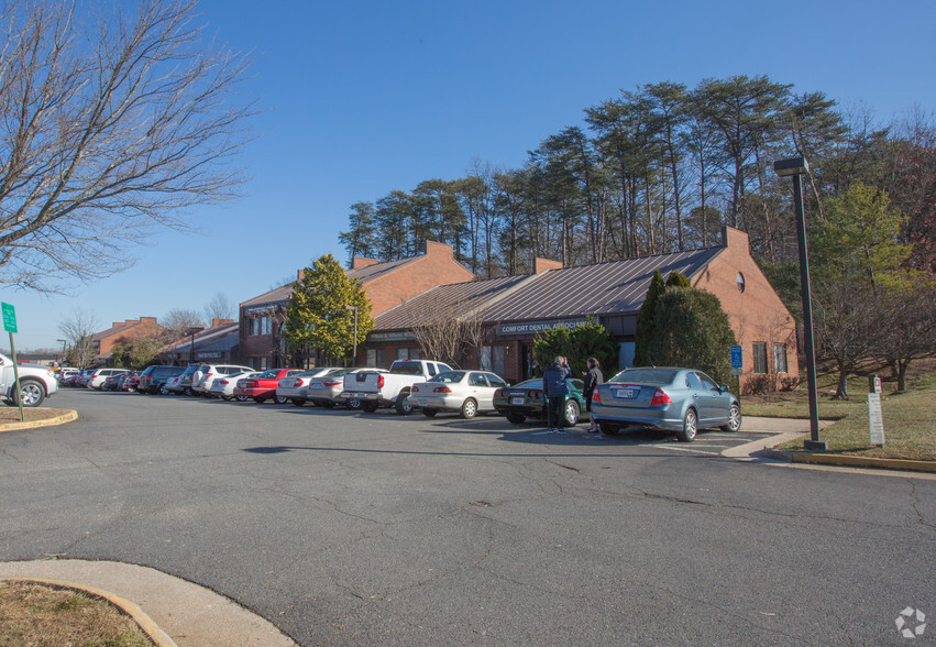 Primary Photo Of 9253-9263 Old Keene Mill Rd, Burke Medical For Lease