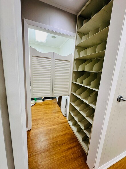 More Photos Of 118 Columbia Tpke, Florham Park Medical For Sale