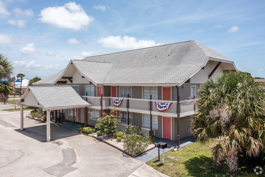 More Photos Of 3220 S Fiske Blvd, Rockledge Hotel For Sale