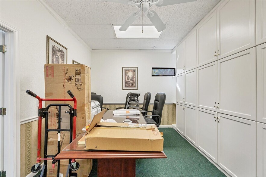 More Photos Of 1578 El Jobean Rd, Port Charlotte Office For Lease