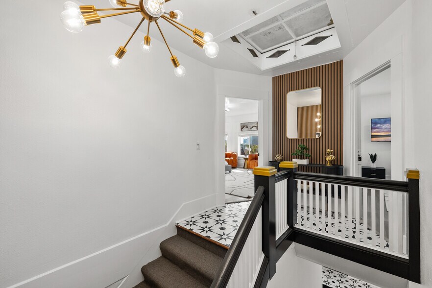 More Photos Of 1055 21st Street, San Diego Apartments For Sale