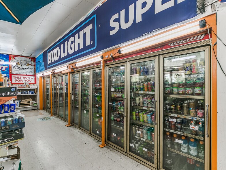 More Photos Of 601 N Key Blvd, Midwest City Convenience Store For Sale