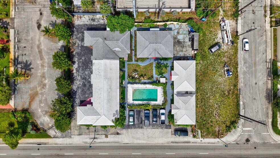 More Photos Of 709 S Dixie Hwy, Lake Worth Hotel For Sale