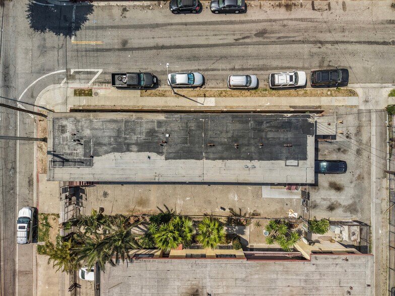 More Photos Of 7427 S Figueroa St, Los Angeles Apartments For Sale