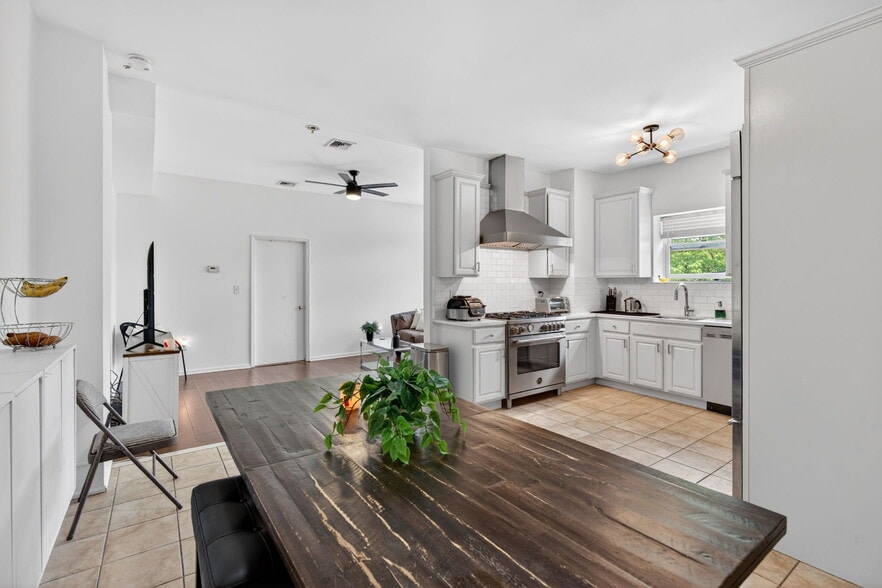 More Photos Of 655 76th St, Brooklyn Healthcare For Sale