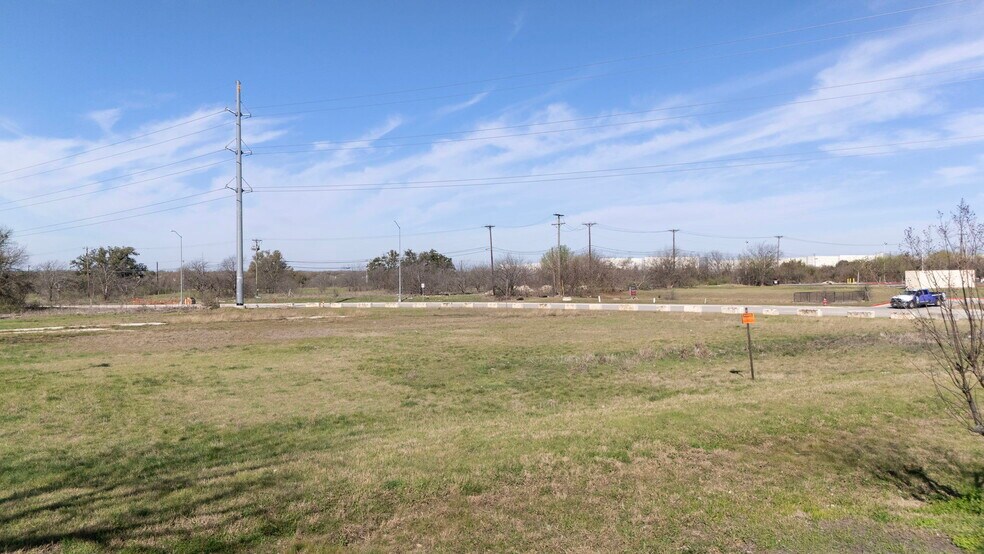 More Photos Of 1990 I 35 N Frontage rd, Round Rock Land For Sale