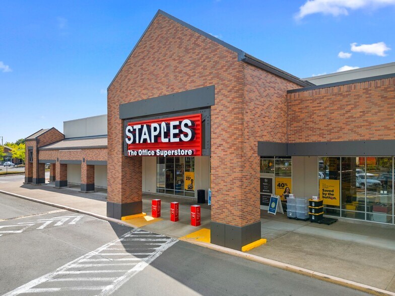 More Photos Of 8515-8805 SW Tualatin Sherwood Rd, Tualatin Unknown For Lease