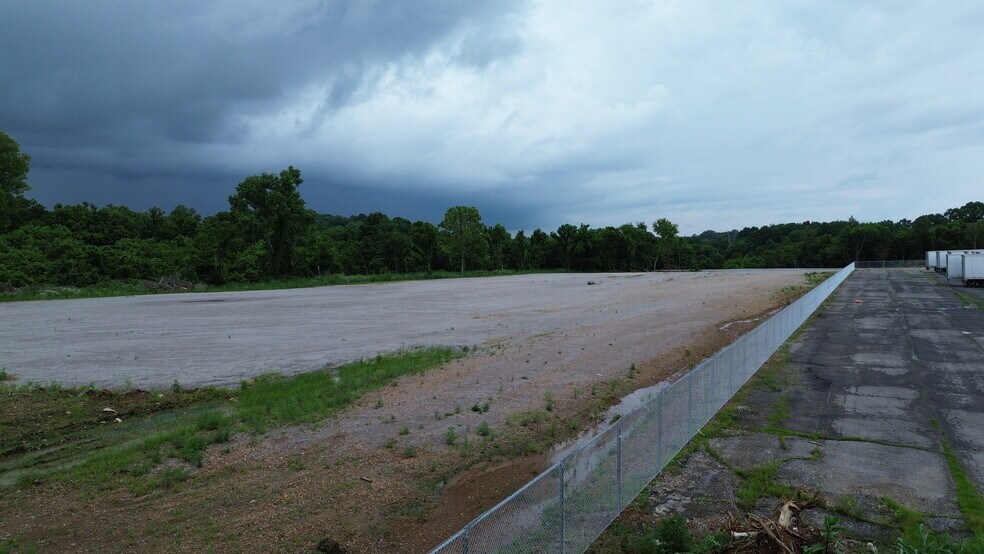 More Photos Of 981 Industrial Park Rd, Columbia Land For Lease