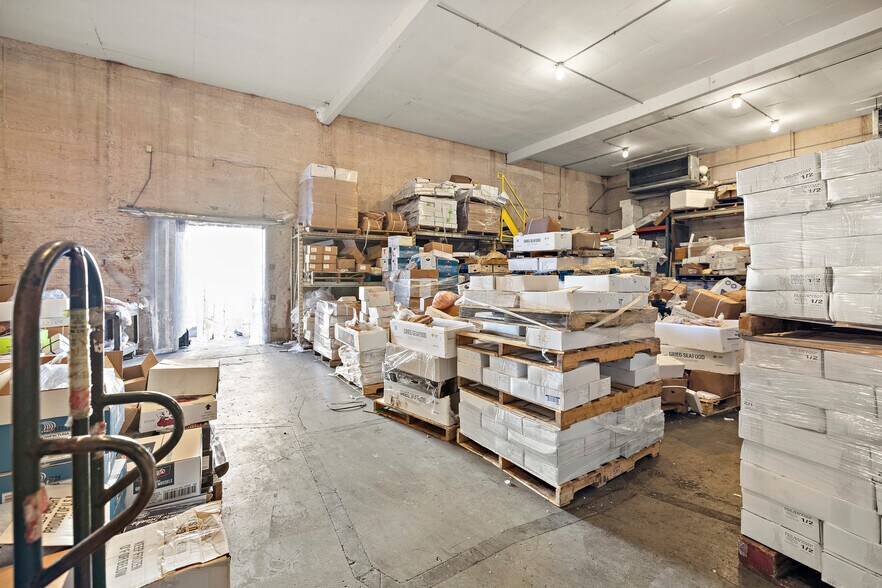 More Photos Of 410-414 Towne Ave, Los Angeles Warehouse For Sale